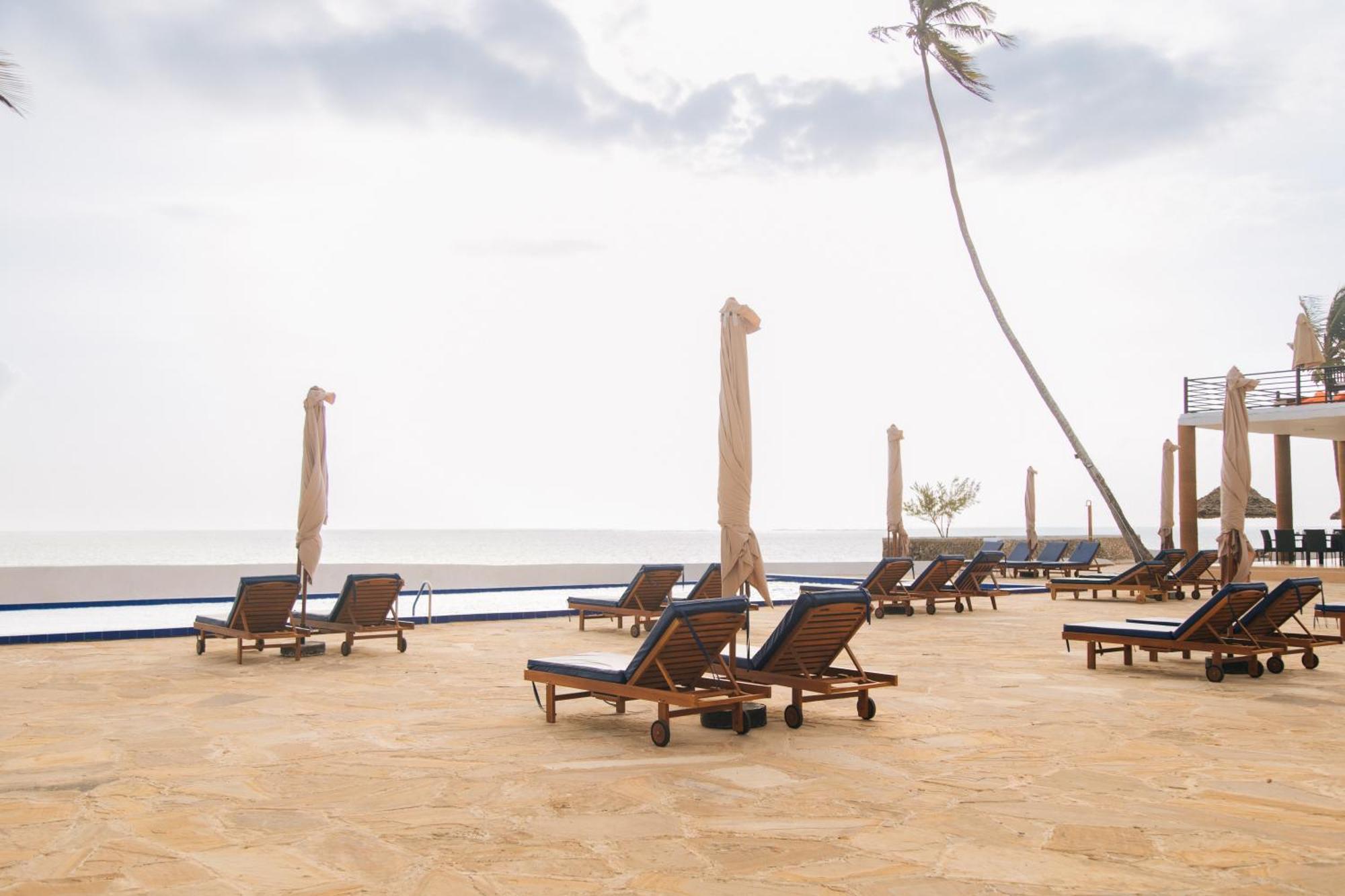 Royal Mandarin Hotel & Resort ปวานี มาชังกานี ภายนอก รูปภาพ